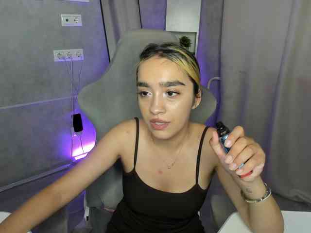 Barbara-Rogers webcam