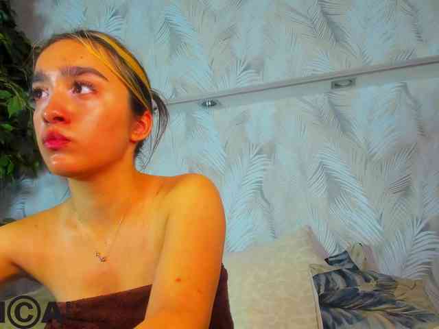 Barbara-Rogers webcam