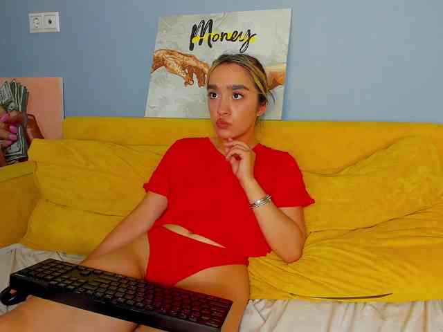 Barbara-Rogers webcam