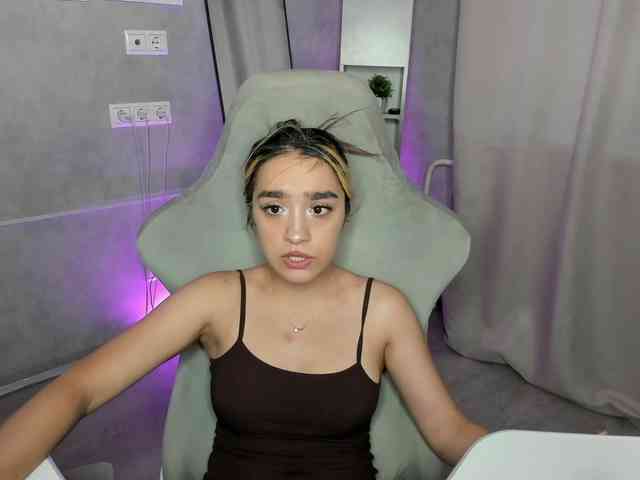 Barbara-Rogers webcam