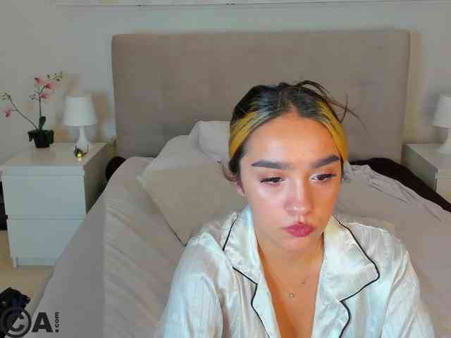 Barbara-Rogers webcam