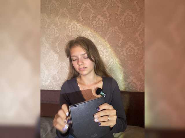 Viea live cam on BongaCams