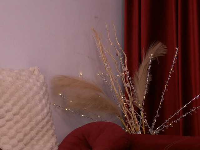 PureMadison live cam