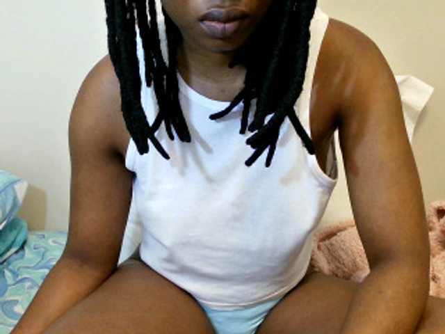 Sexybabyn live cam on BongaCams