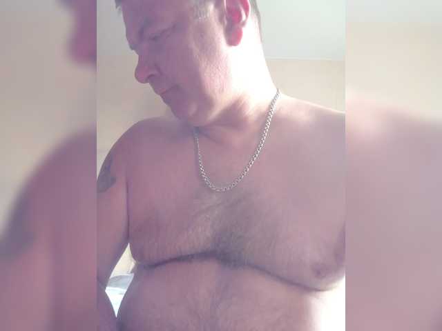 Aieks11983 live webcam show