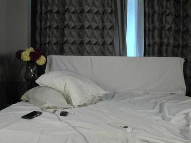 CursedRosee836 live webcam show