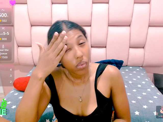 scarletRose1 live webcam show