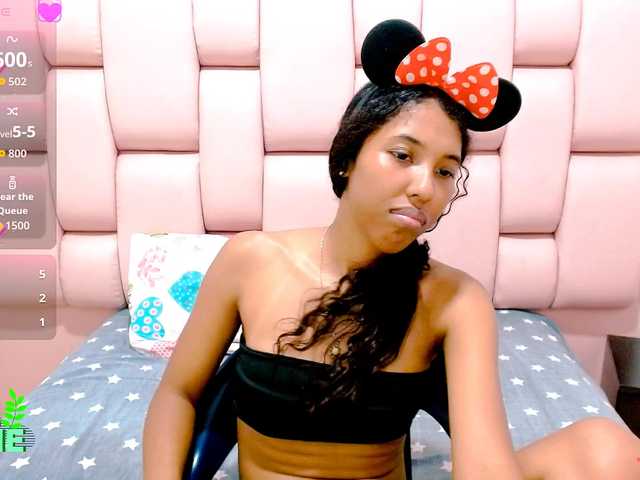 scarletRose1 live cam on BongaCams