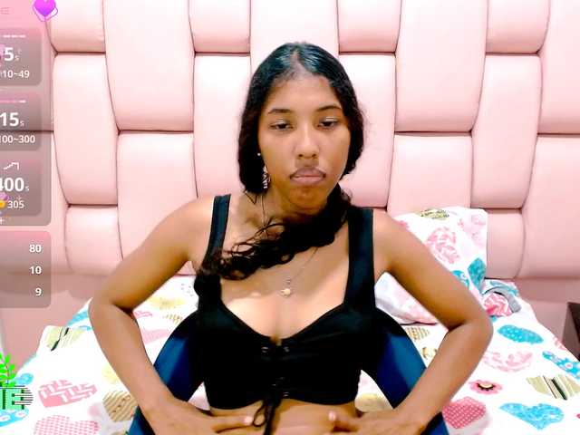 scarletRose1 live cam on BongaCams