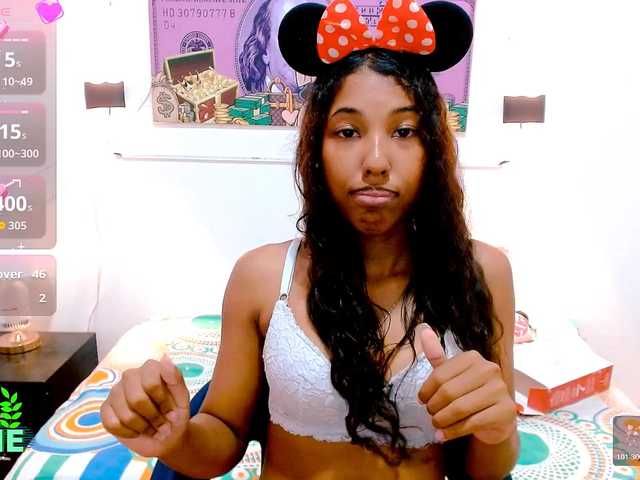 scarletRose1 live cam on BongaCams