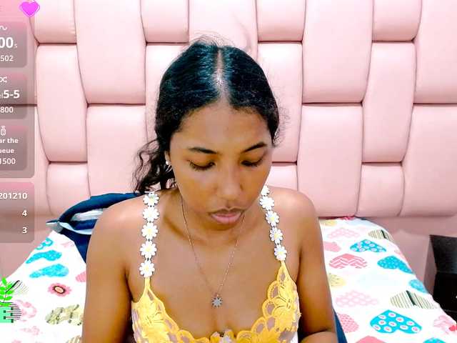 scarletRose1 live webcam show