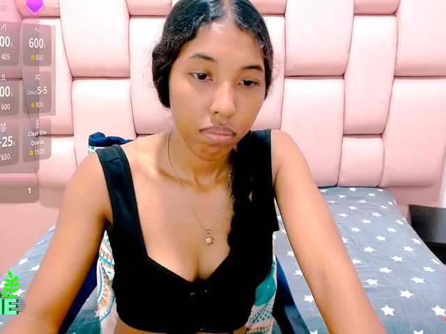 scarletRose1 live webcam show