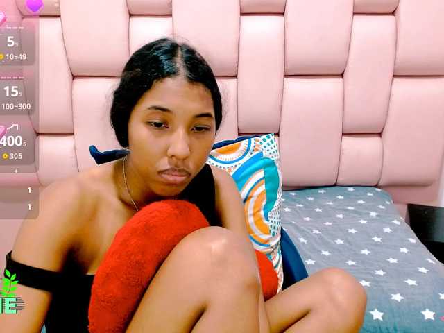 scarletRose1 live webcam show