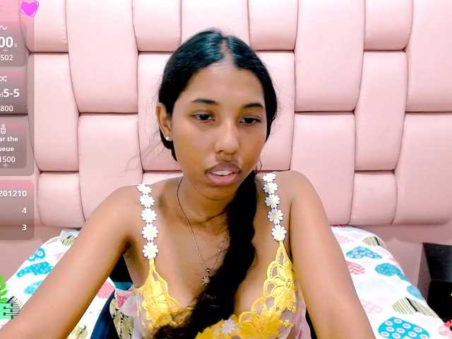 scarletRose1 live cam on BongaCams