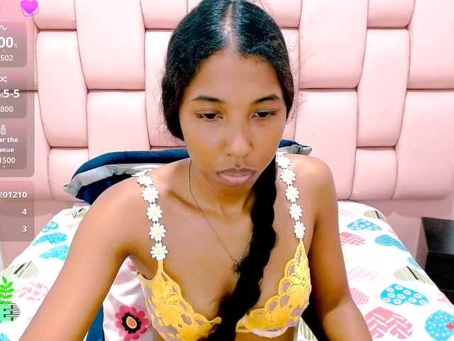 scarletRose1 live webcam show
