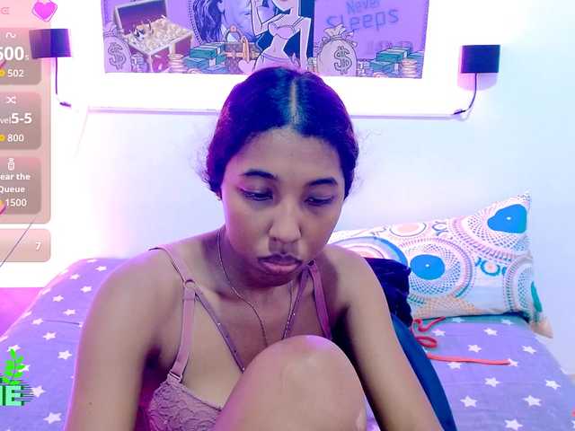 scarletRose1 live cam on BongaCams