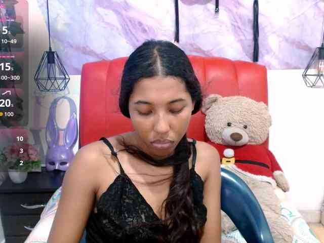 scarletRose1 webcam