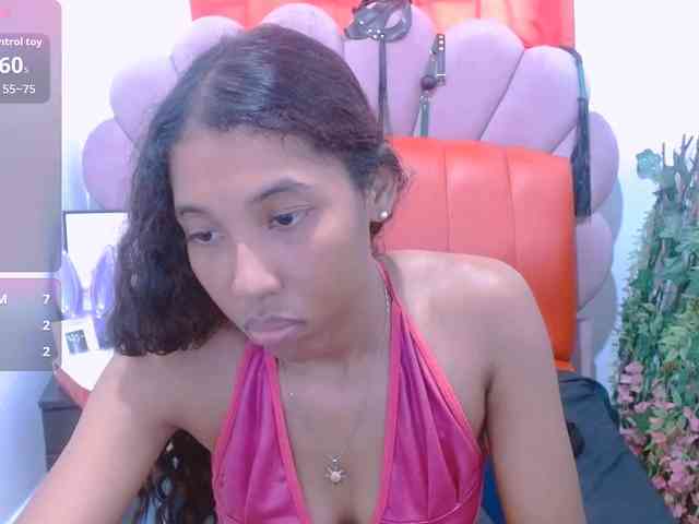 scarletRose1 webcam