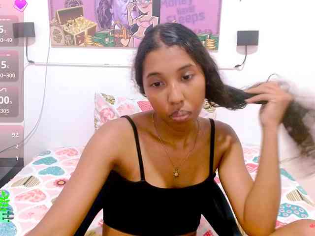 scarletRose1 webcam