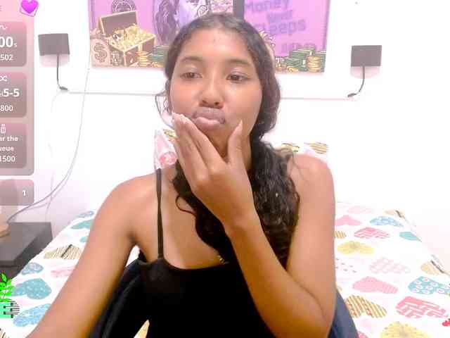 scarletRose1 webcam