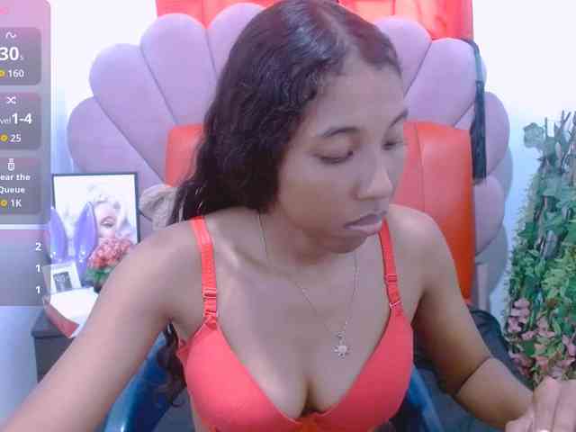 scarletRose1 webcam
