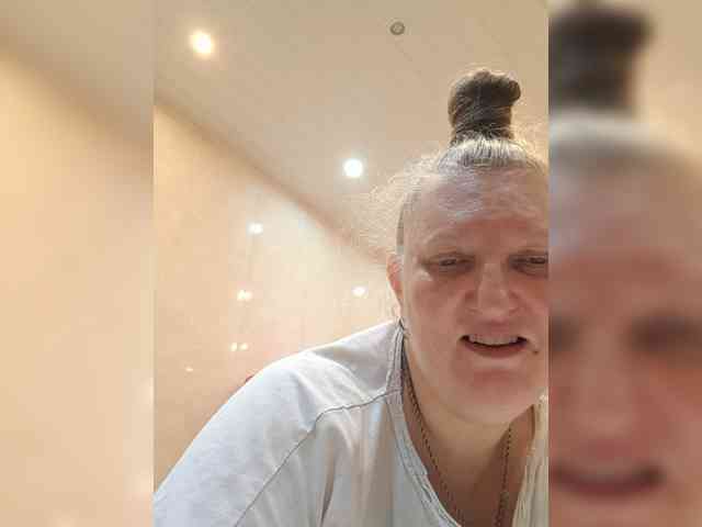 Модель: Monroqueen