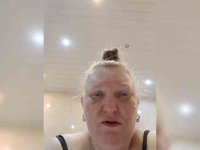 Monroqueen webcam