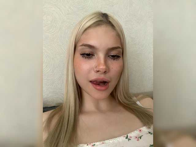 Annaxapka live cam on BongaCams