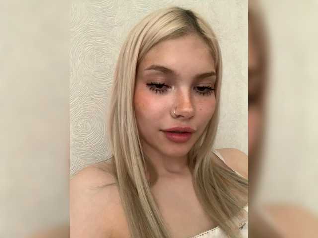 Annaxapka live cam on BongaCams