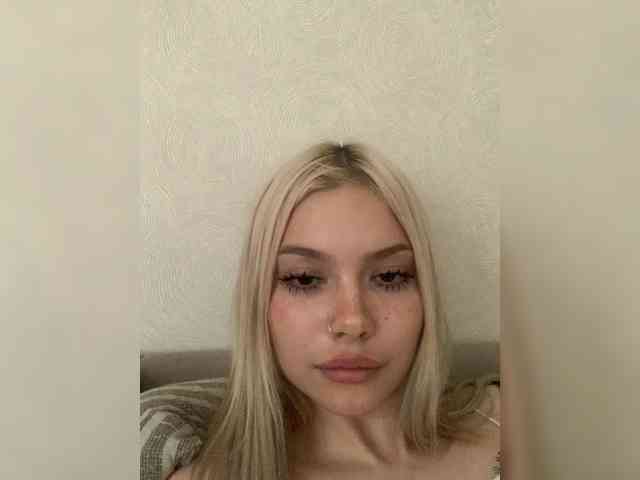 Annaxapka Sex Cam Show