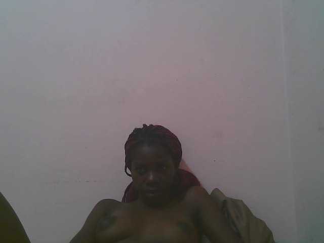 Queen-myrah live cam on BongaCams
