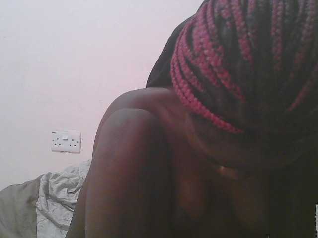 Queen-myrah live cam on BongaCams