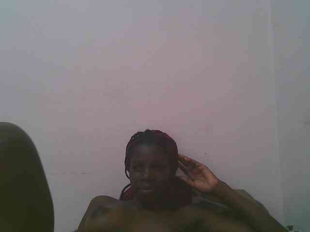 Queen-myrah webcam