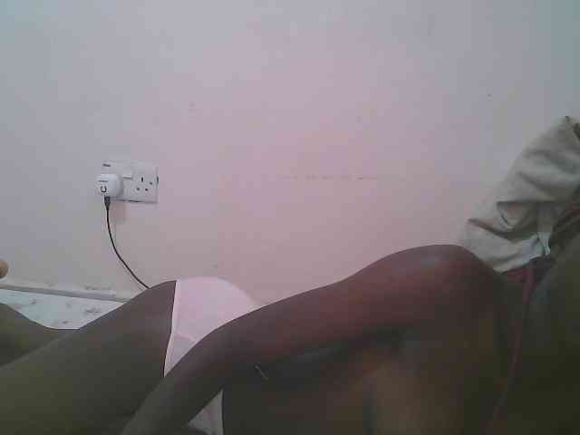Queen-myrah webcam