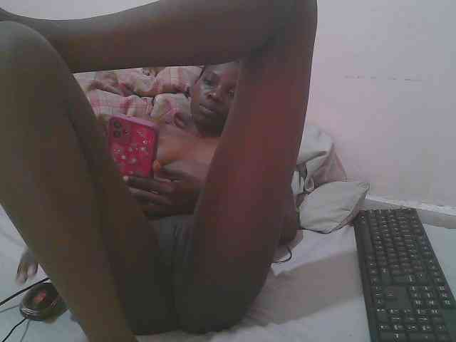 Queen-myrah webcam