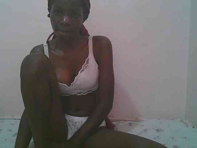 Queen-myrah