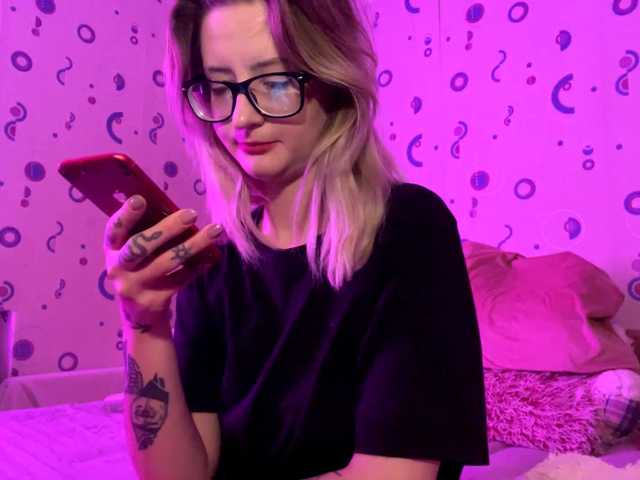 TaneshaDeglow