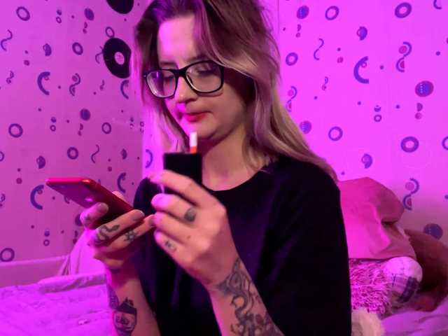 TaneshaDeglow