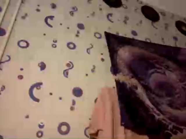 TaneshaDeglow live cam on BongaCams
