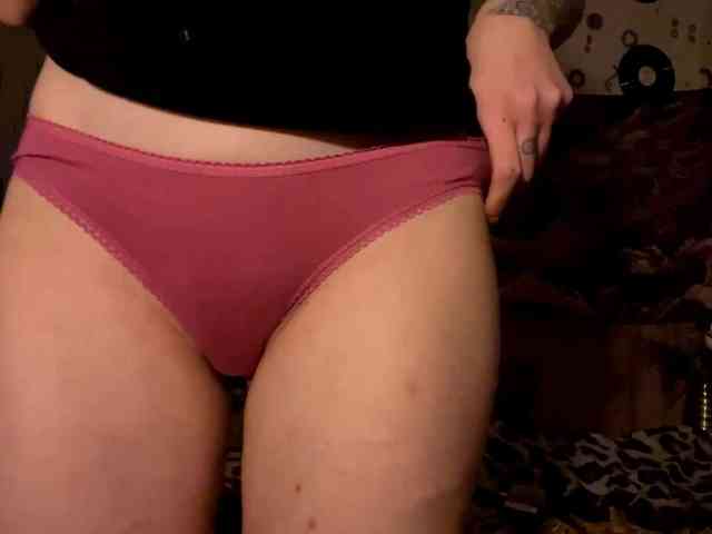 TaneshaDeglow webcam