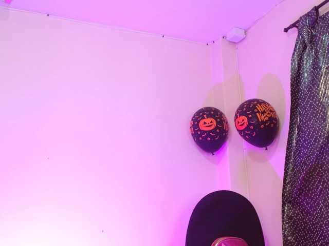 adairamars live cam on BongaCams