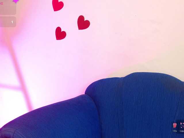 le modèle adairamars est en webcam porno dans un show sur le site bongacams, il possède les tags suivants: Latino/Hispanic,Blonde,Hairy
