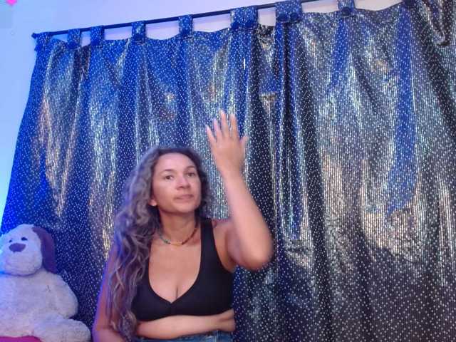 adairamars live cam on BongaCams