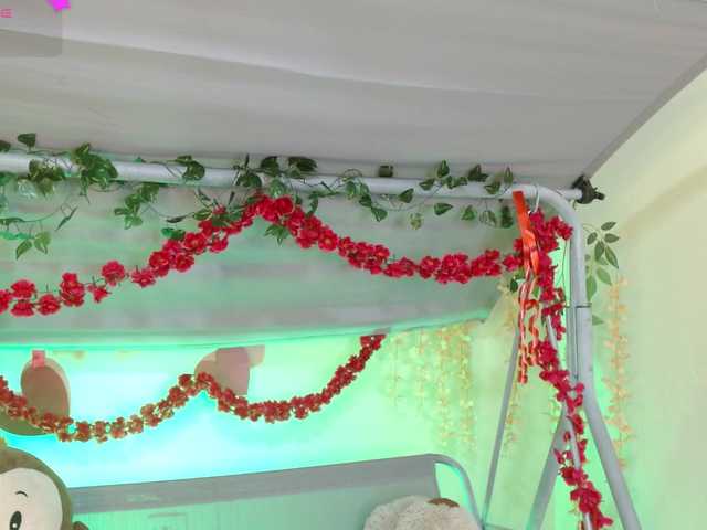 adairamars live cam preview