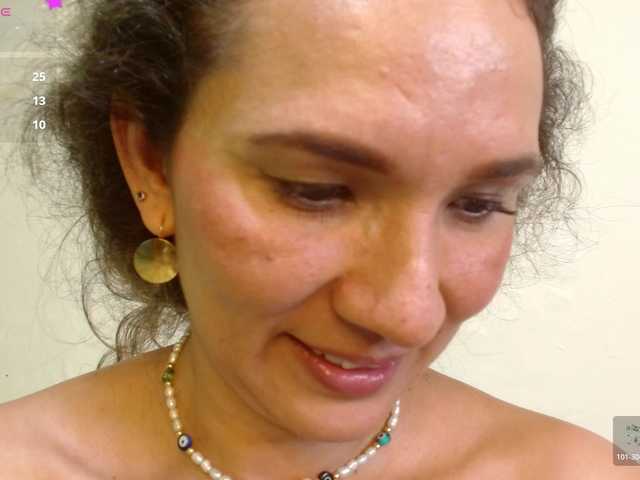 adairamars live cam preview