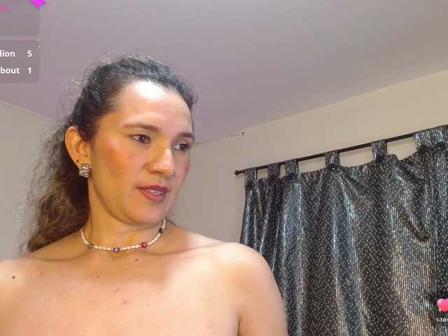 adairamars live cam on BongaCams