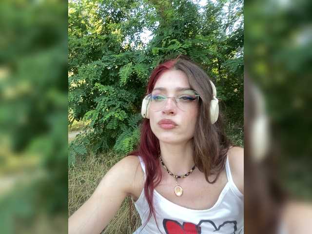 Marseline32 live webcam show