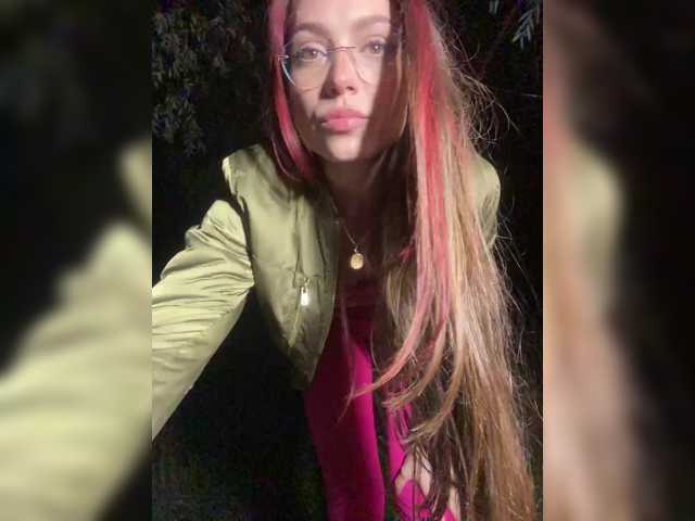 Marseline32 live cam