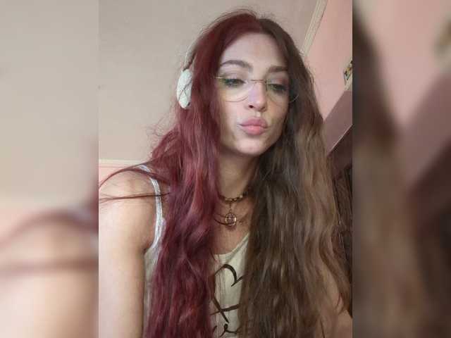 Marseline32 live webcam show