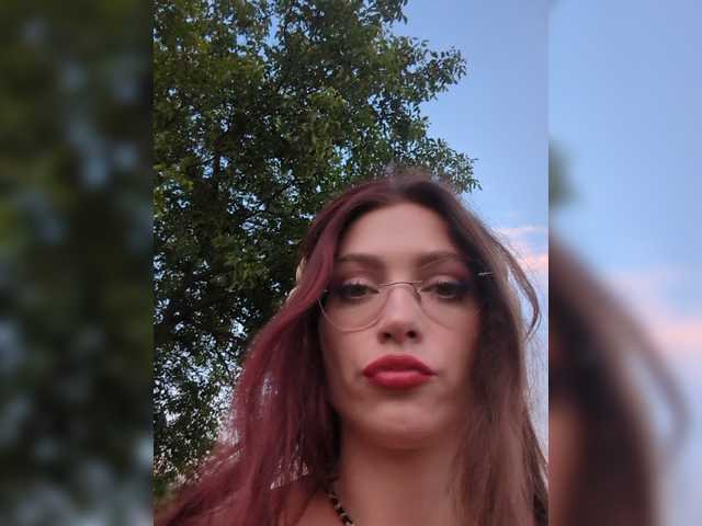 Marseline32 live cam on BongaCams